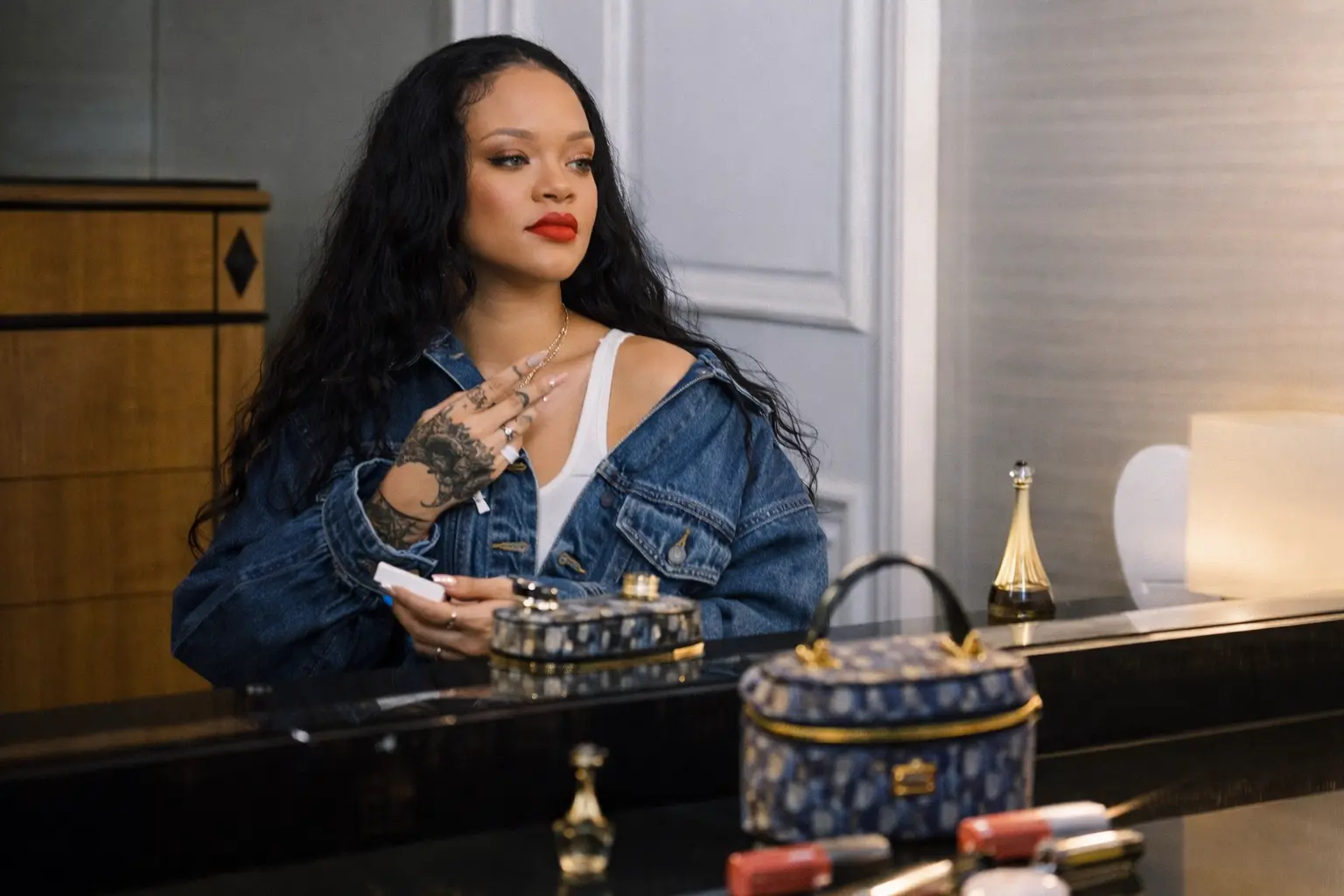 Woman Arrested After Gunfire at Rihanna