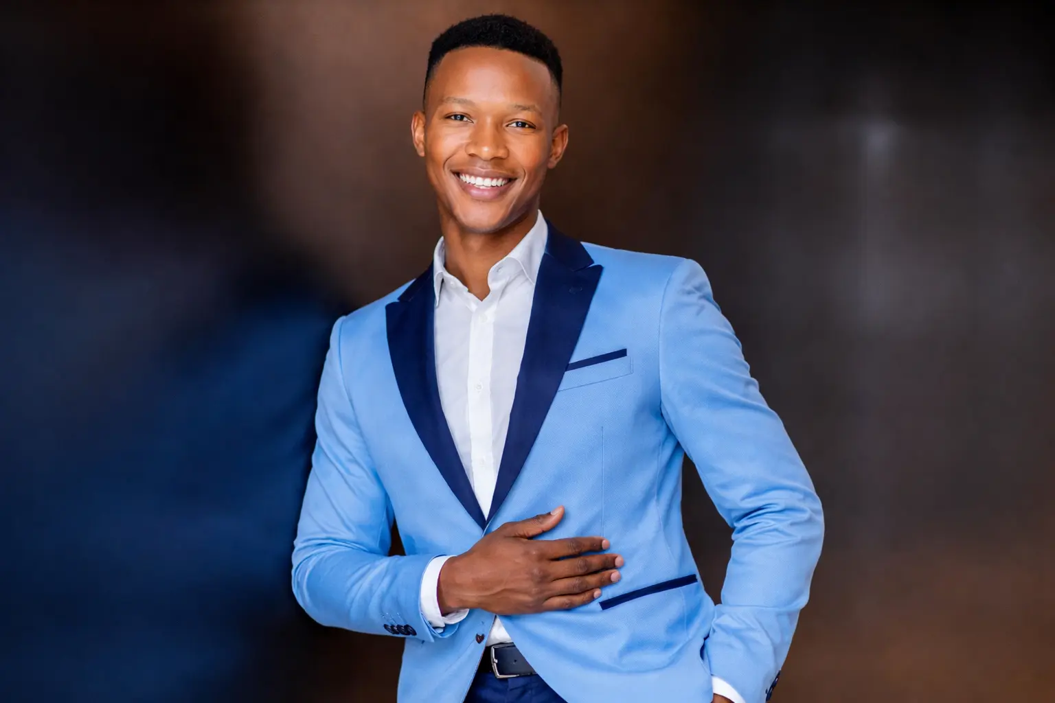 South African TV Star Exposes Scammers